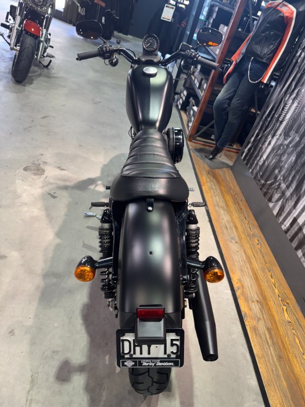 Harley-davidson 2017 HARLEY DAVIDSON 883CC XL883N BLACK DENIM Black