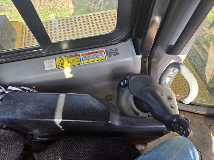 2011 Caterpillar D6t Lgp 