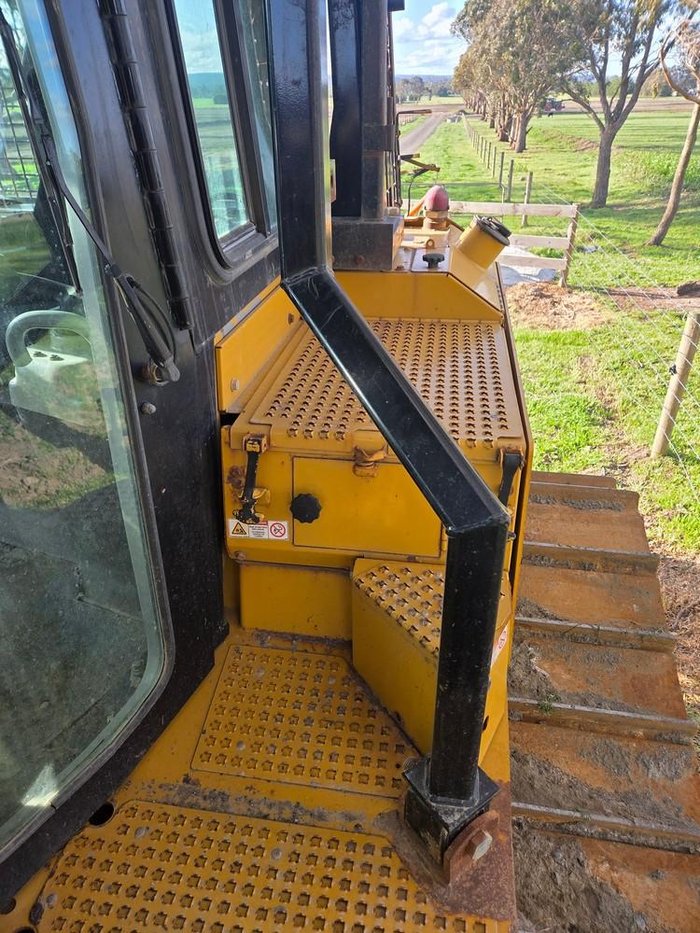 2011 Caterpillar D6t Lgp