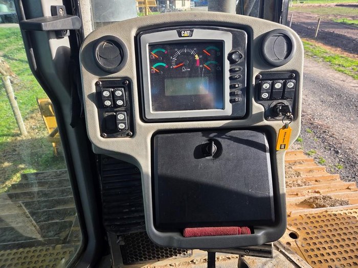 2011 Caterpillar D6t Lgp 