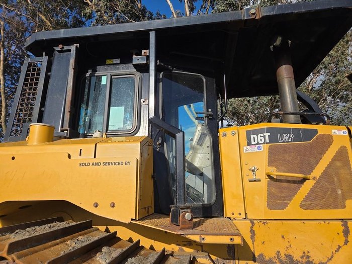 2011 Caterpillar D6t Lgp