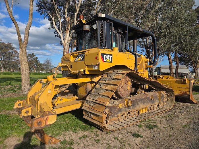 2011 Caterpillar D6t Lgp