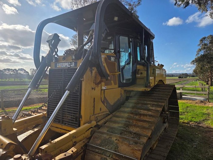 2011 Caterpillar D6t Lgp