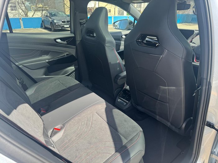 2025 Volkswagen ID.5 GTX