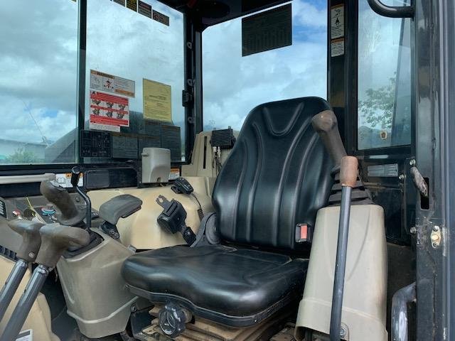 2016 Yanmar V10 80-1 8 Ton Zero Swing