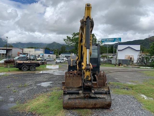 2016 Yanmar V10 80-1 8 Ton Zero Swing