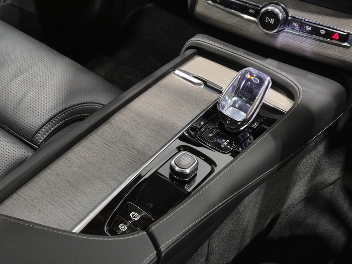 2024 Volvo XC90 Ultra B6 Bright