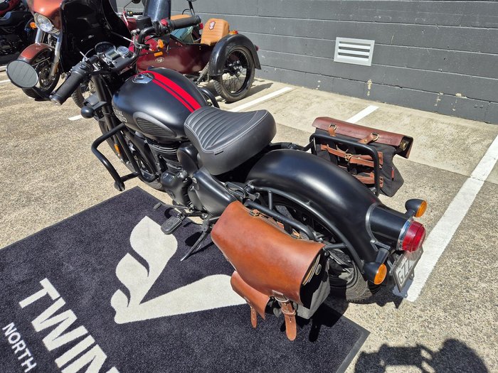 2024 Royal Enfield Classic 350 Dark Classic 350