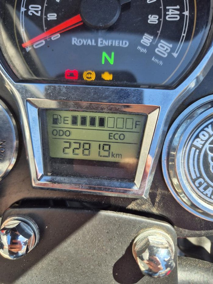 2024 Royal Enfield Classic 350 Dark Classic 350