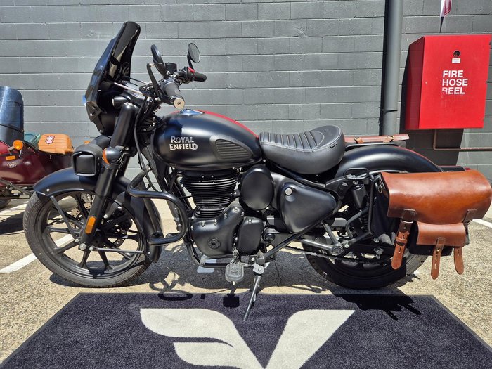 2024 Royal Enfield Classic 350 Dark Classic 350
