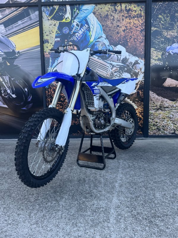 2017 Yamaha YZ450F Blue