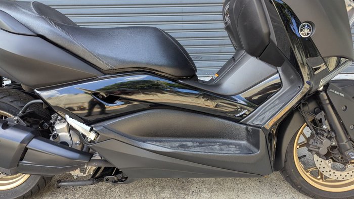 2021 Yamaha XMAX 300 (CZD300A)