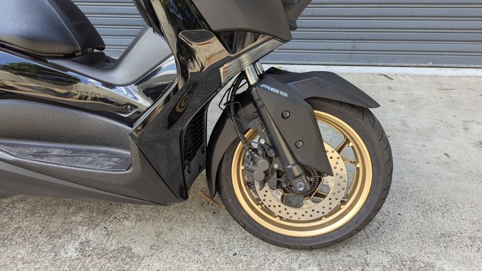 2021 Yamaha XMAX 300 (CZD300A)