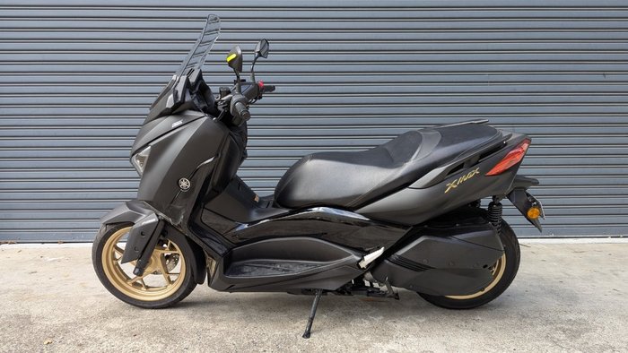 2021 Yamaha XMAX 300 (CZD300A)