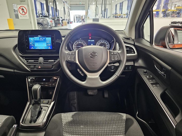 2023 Suzuki S-Cross GLX