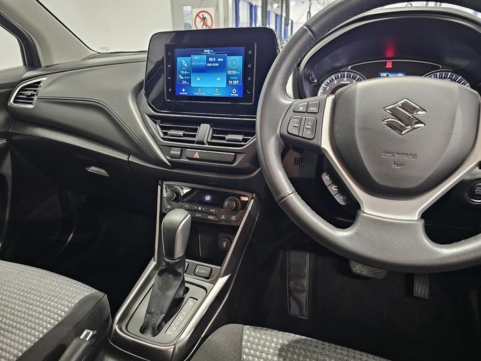 2023 Suzuki S-Cross GLX