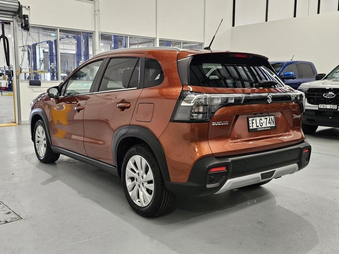 2023 Suzuki S-Cross GLX