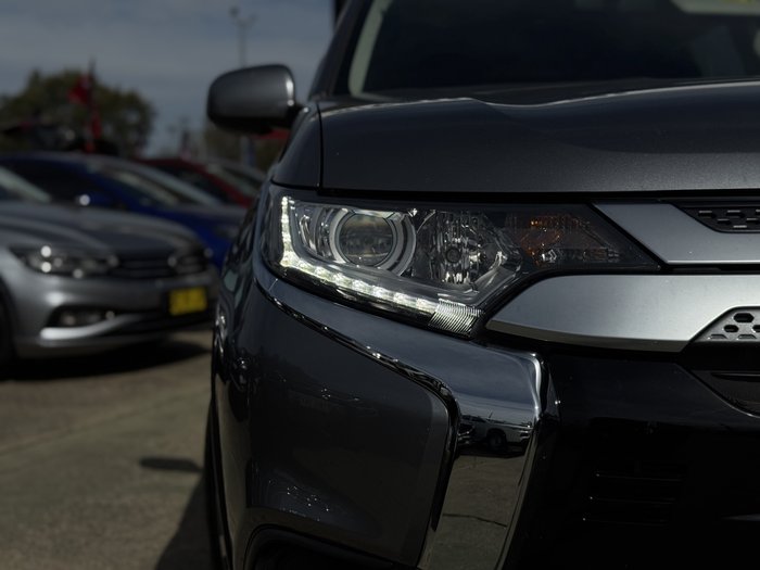 2018 Mitsubishi Outlander ES