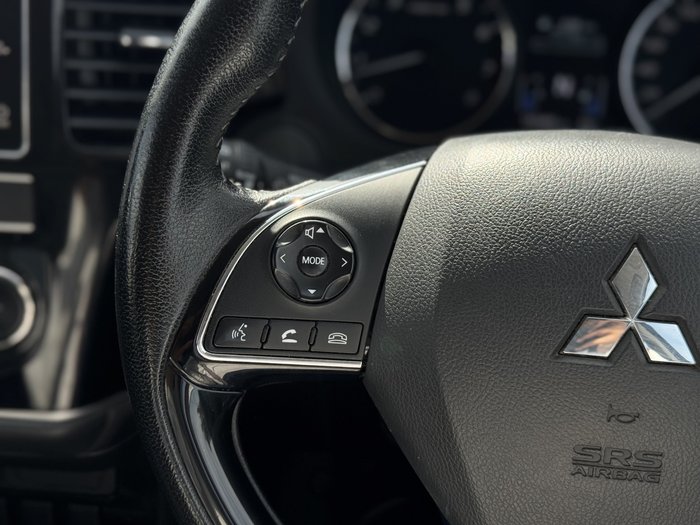 2018 Mitsubishi Outlander ES