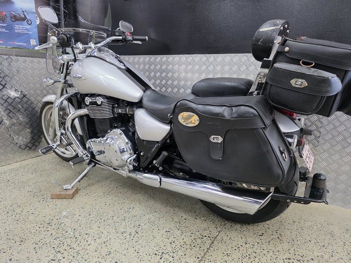 2010 Triumph THUNDERBIRD BLACK