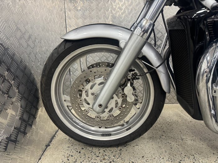 2010 Triumph THUNDERBIRD BLACK