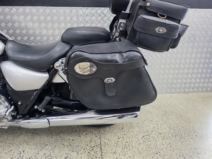 2010 Triumph THUNDERBIRD BLACK