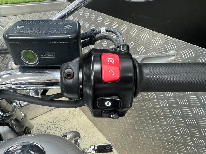 2010 Triumph THUNDERBIRD BLACK