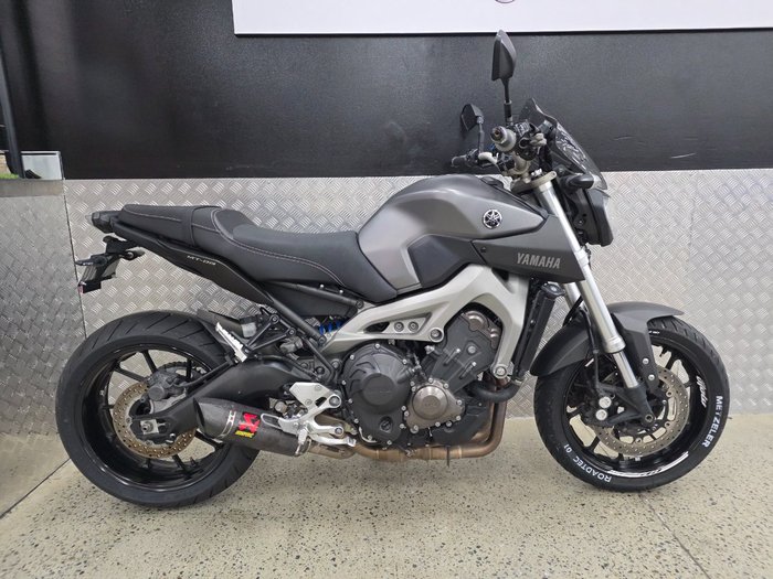 2014 Yamaha MT-09 GREY