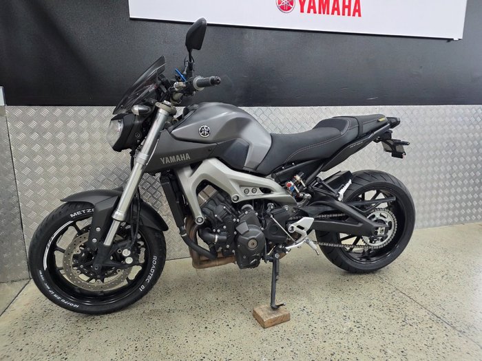 2014 Yamaha MT-09 GREY