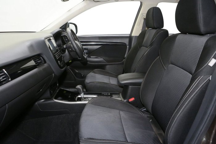 2018 Mitsubishi Outlander ES