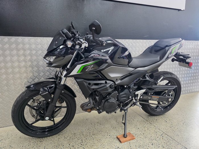 2024 Kawasaki Z500 BLACK