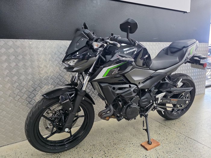 2024 Kawasaki Z500 BLACK