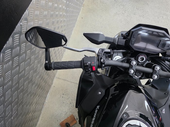 2024 Kawasaki Z500 BLACK