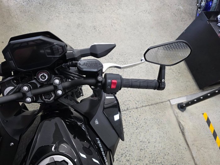 2024 Kawasaki Z500 BLACK