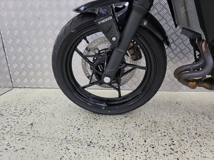2024 Kawasaki Z500 BLACK