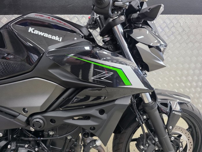 2024 Kawasaki Z500 BLACK
