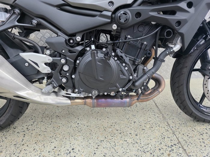 2024 Kawasaki Z500 BLACK
