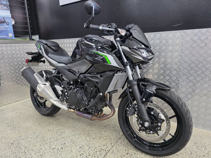 2024 Kawasaki Z500 BLACK