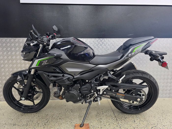 2024 Kawasaki Z500 BLACK