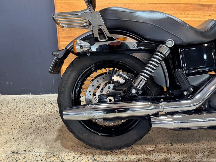 2017 Harley-davidson FXDB STREET BOB White