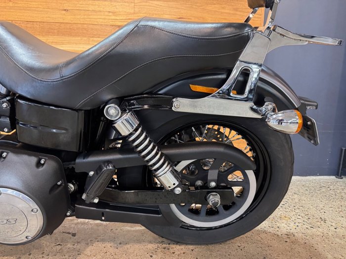 2017 Harley-davidson FXDB STREET BOB White