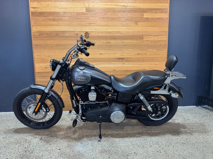 2017 Harley-davidson FXDB STREET BOB White