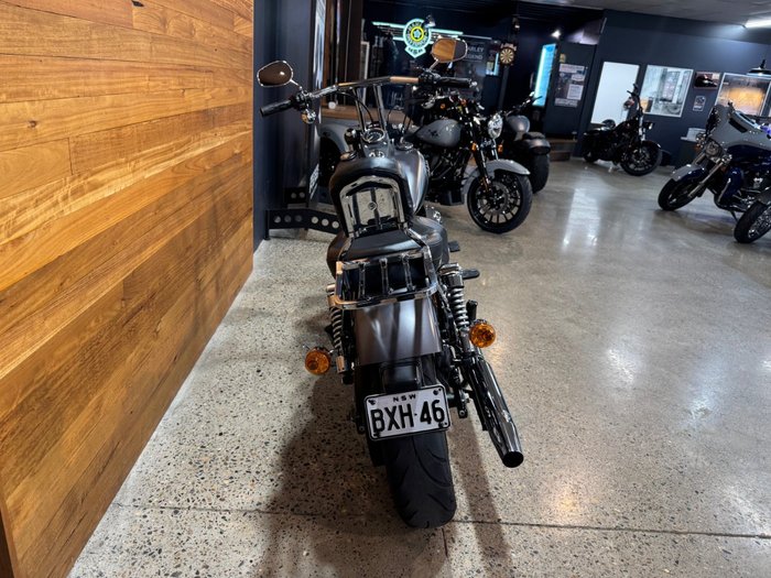2017 Harley-davidson FXDB STREET BOB White