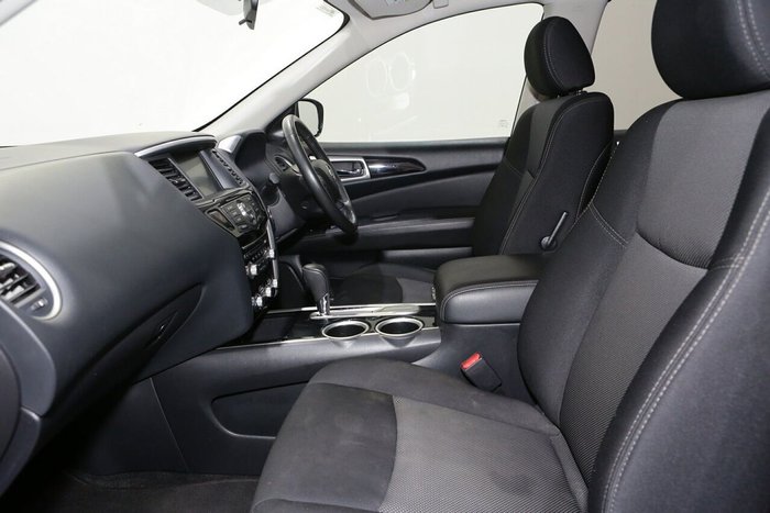 2020 Nissan Pathfinder ST