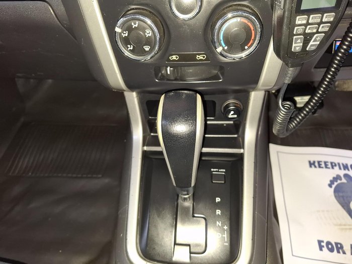 2013 Isuzu D-MAX LS-M