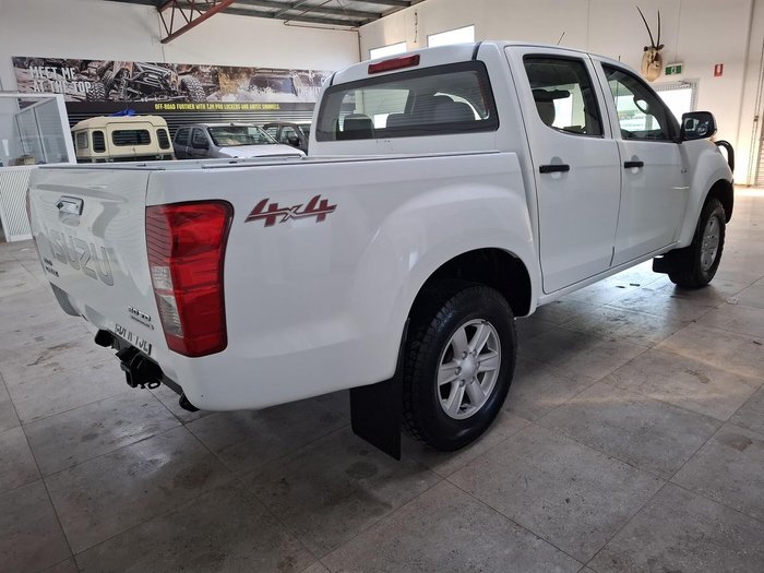 2013 Isuzu D-MAX LS-M