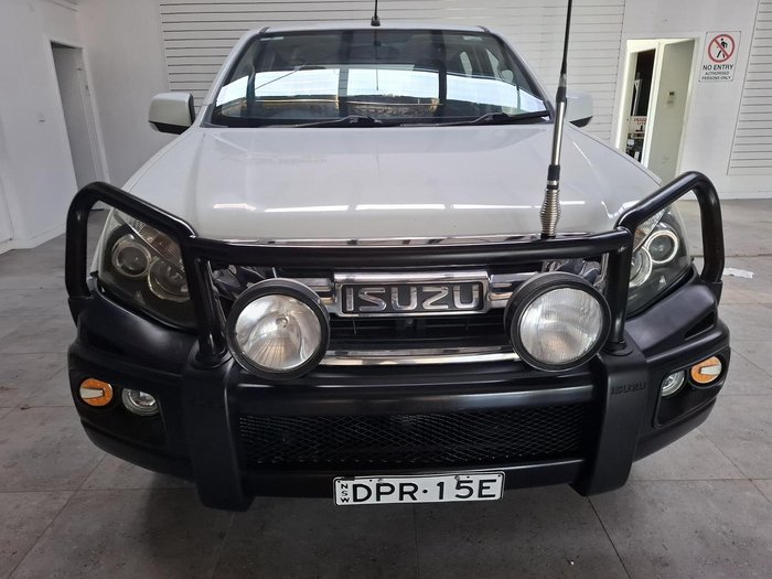 2013 Isuzu D-MAX LS-M