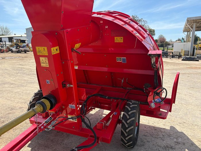 2021 Akron E9700e Red