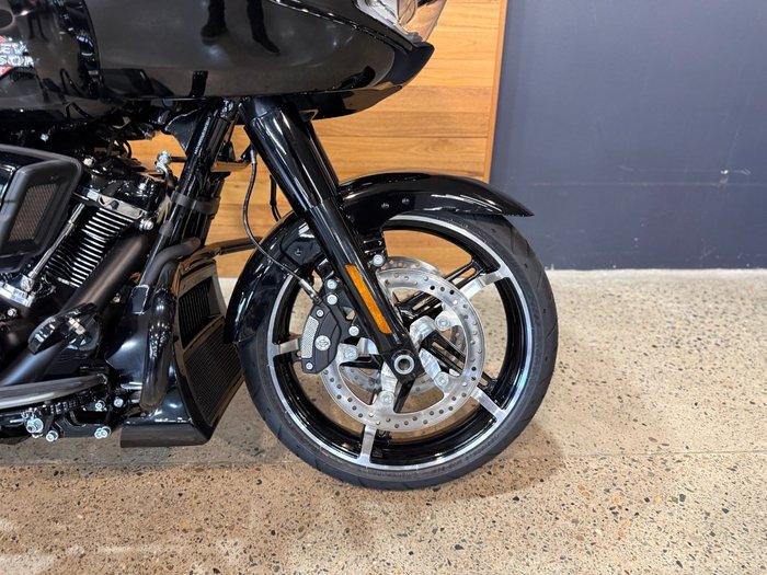 2025 Harley-davidson 2025 Harley-davidson 1900CC FLTRX ROAD GLIDE (117) TOURER Midnight Firestorm