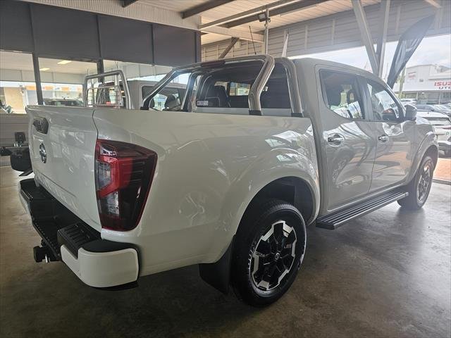 2025 NISSAN D23 ST-X NAVARA 4X4 2.3 DSL AUTO DC ST-X LS WHITE PEARL
